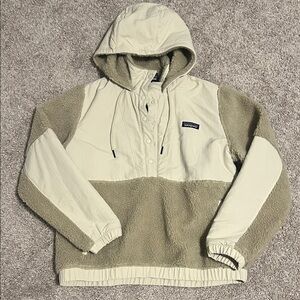 Patagonia Light Tan Hooded Jacket